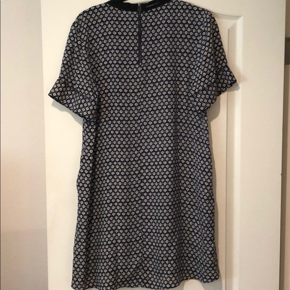 Silk dress - Picture 5 of 6